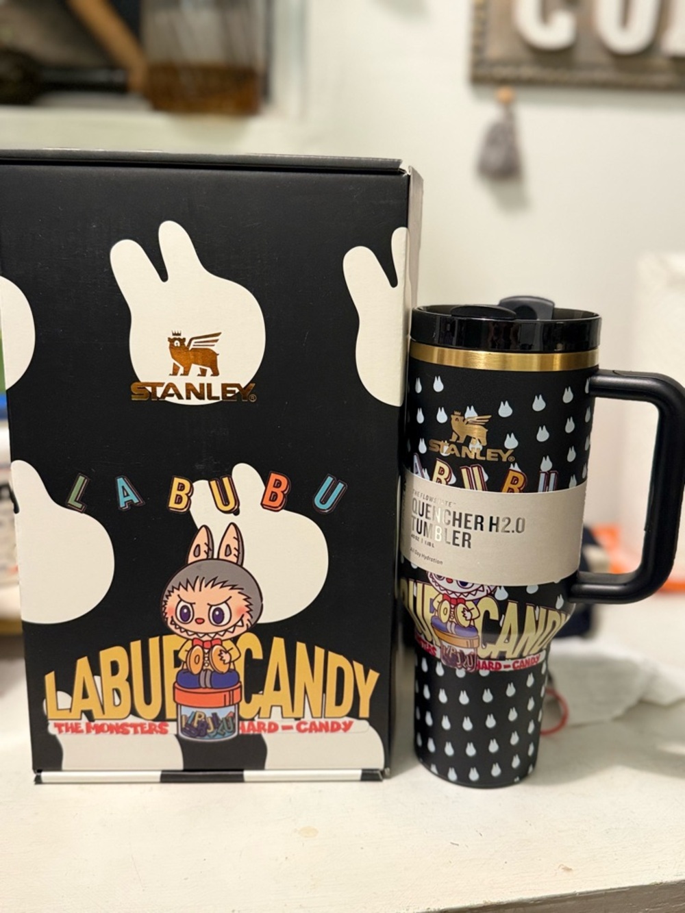Stanley Labubu Candy Black Quencher H2.0 Tumbler 40 oz
